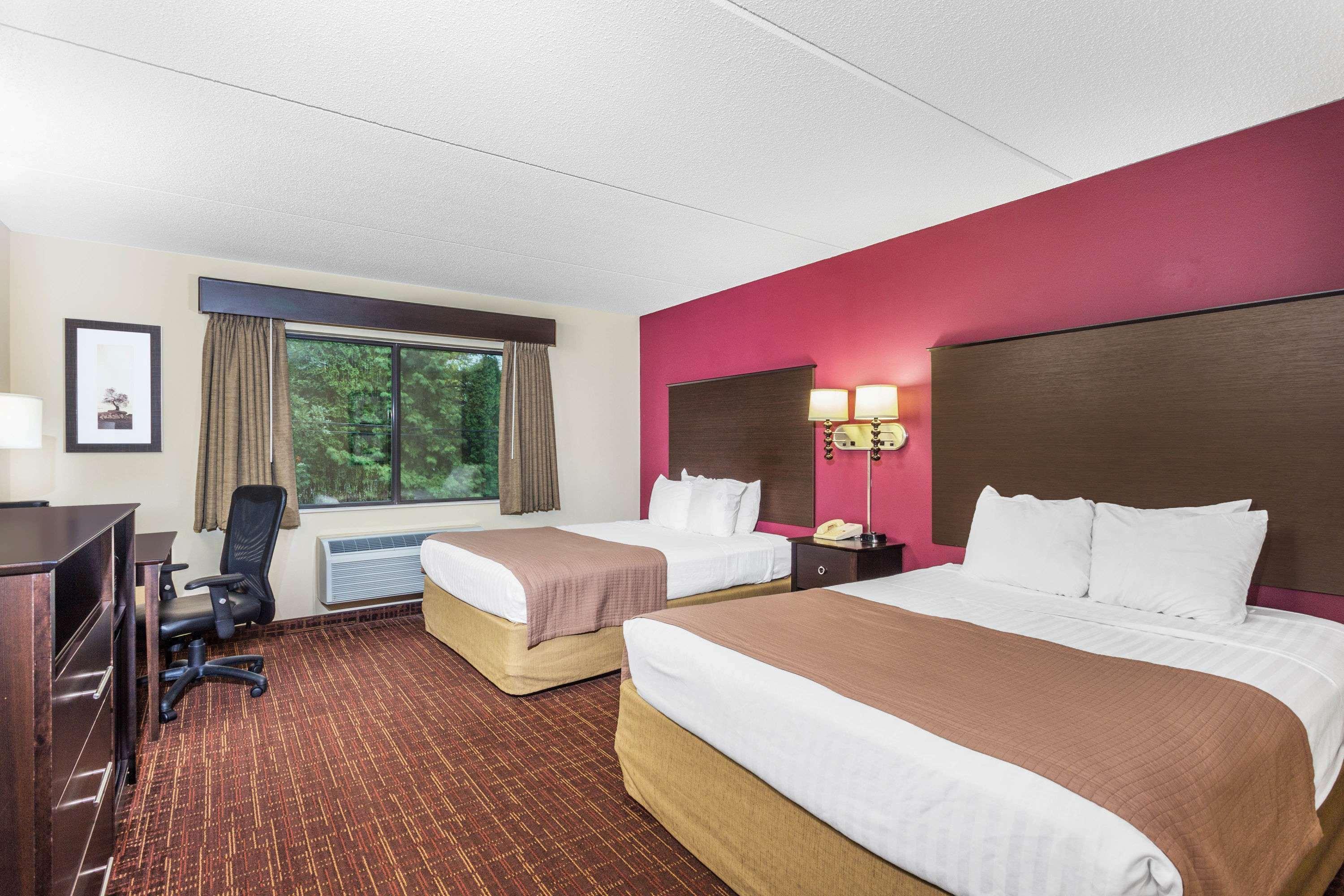 Americinn By Wyndham Madison South Bagian luar foto