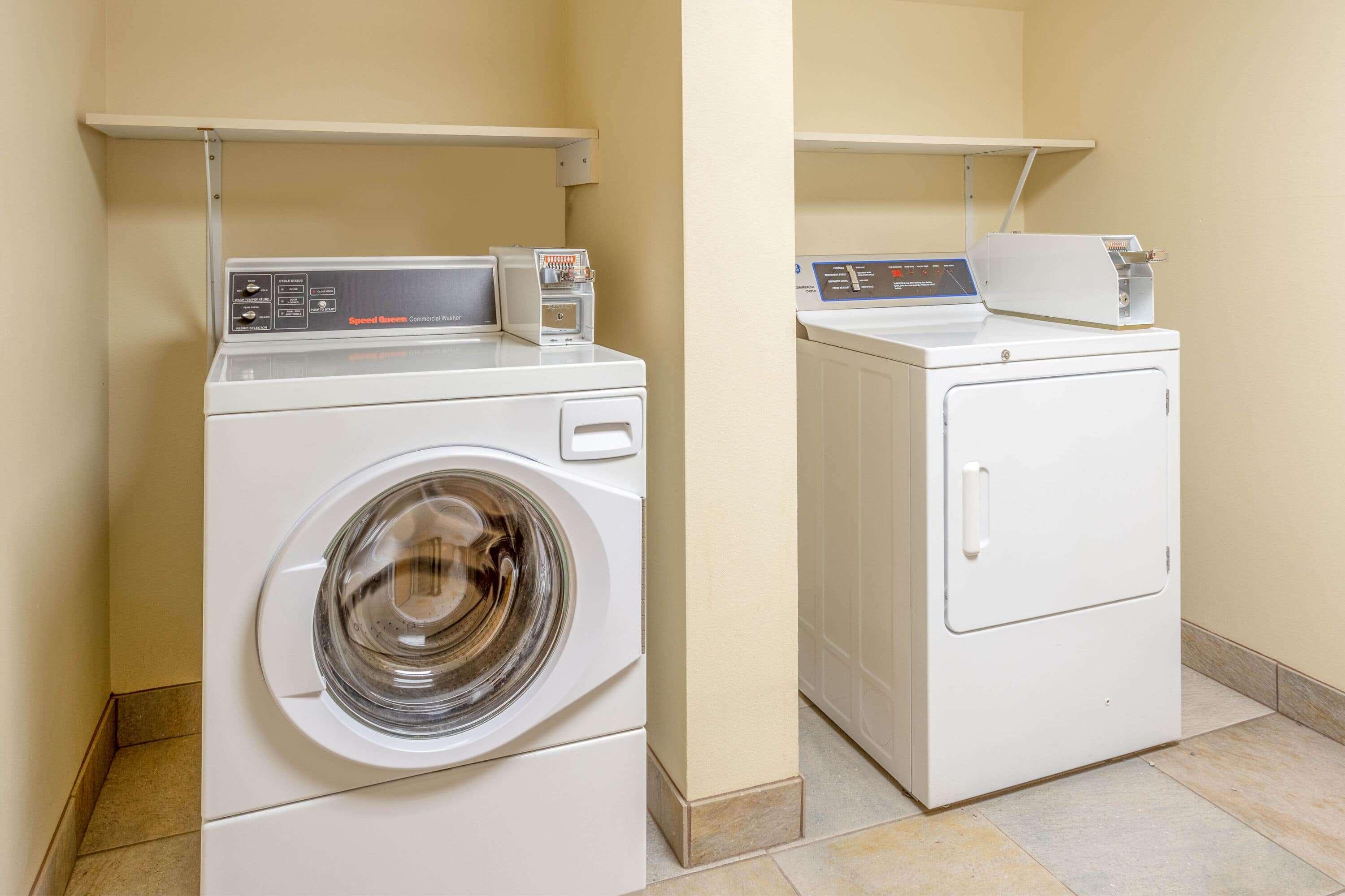 Americinn By Wyndham Madison South Bagian luar foto