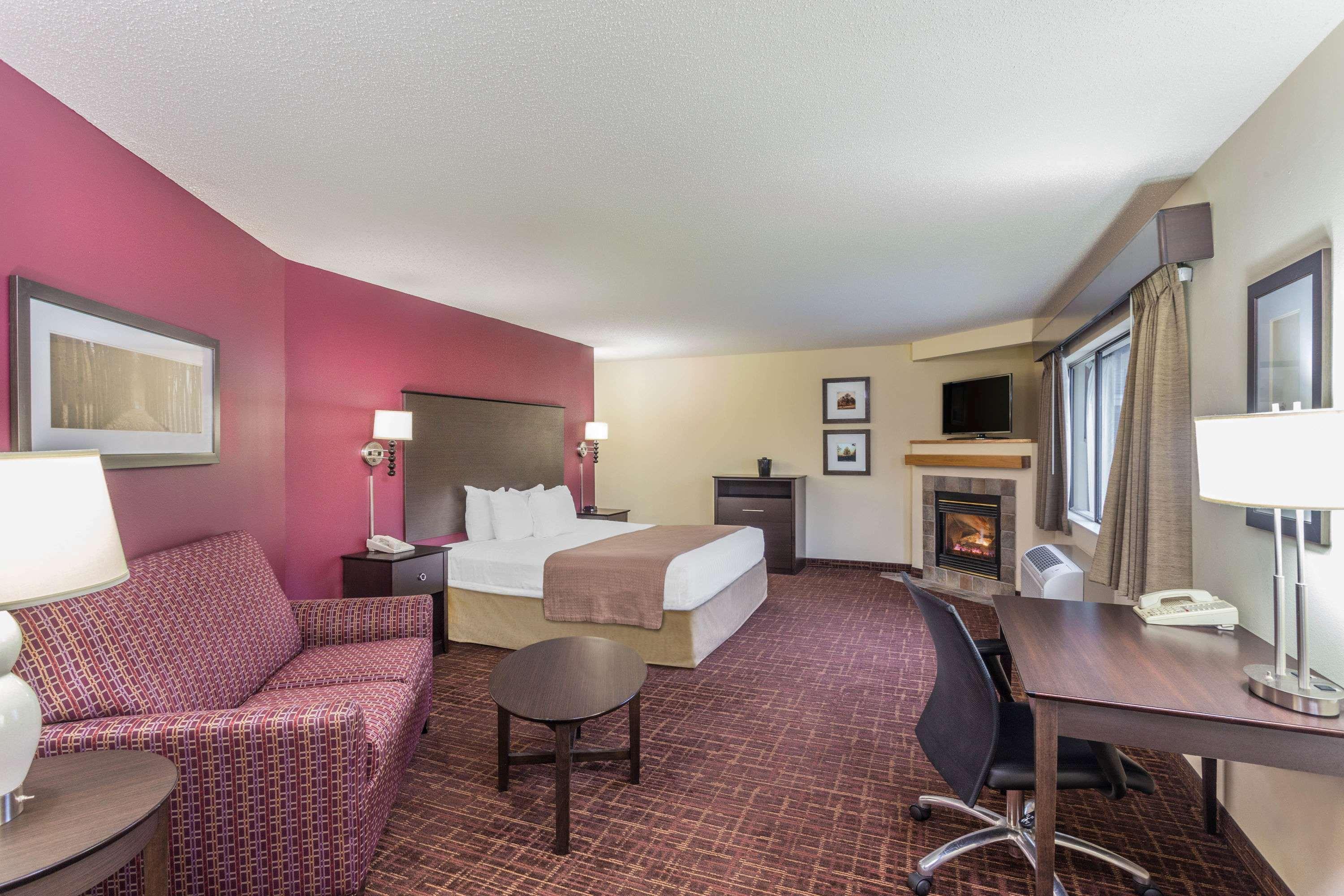 Americinn By Wyndham Madison South Bagian luar foto
